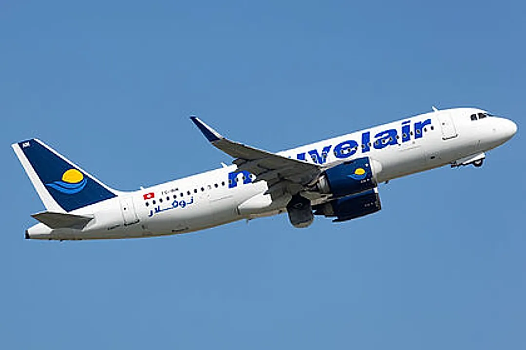 AIRBUS A220N aircraft profile