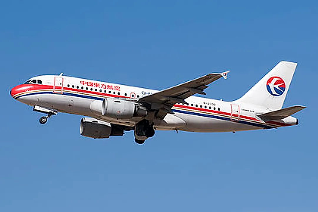 Airbus A319-112 / Airbus A320-214 aircraft profile