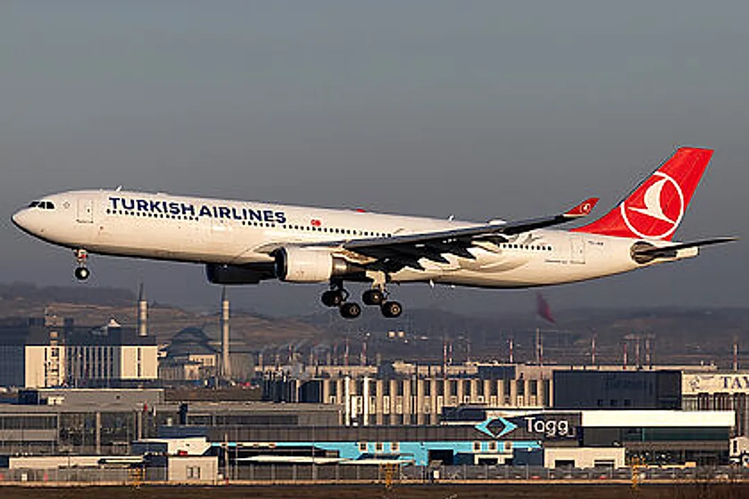 Airbus A330-303 aircraft profile