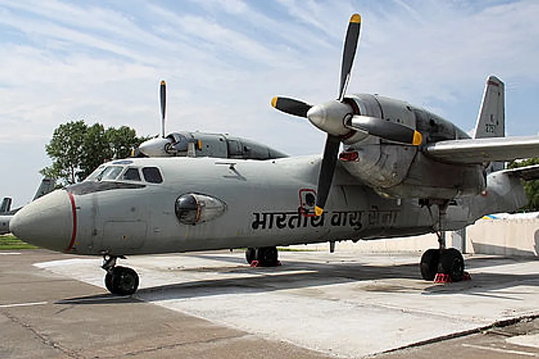 Antonov An-32RE aircraft profile