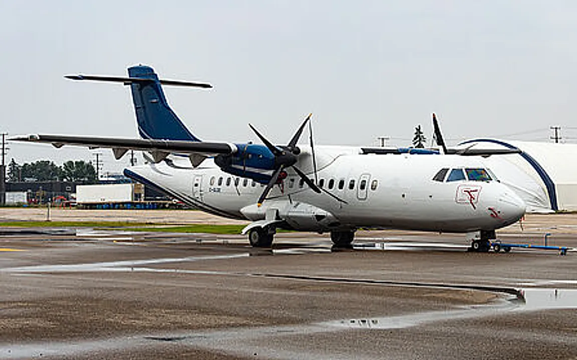 ATR 42-320 aircraft profile