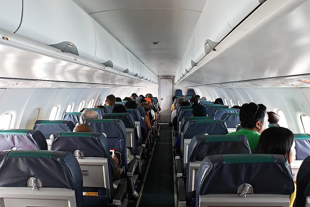 ATR 72-500 aircraft profile