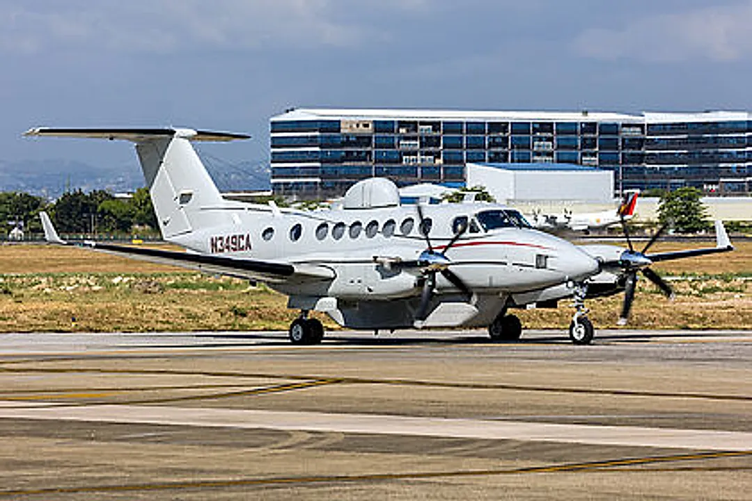 Beechcraft B300 King Air 350 aircraft profile