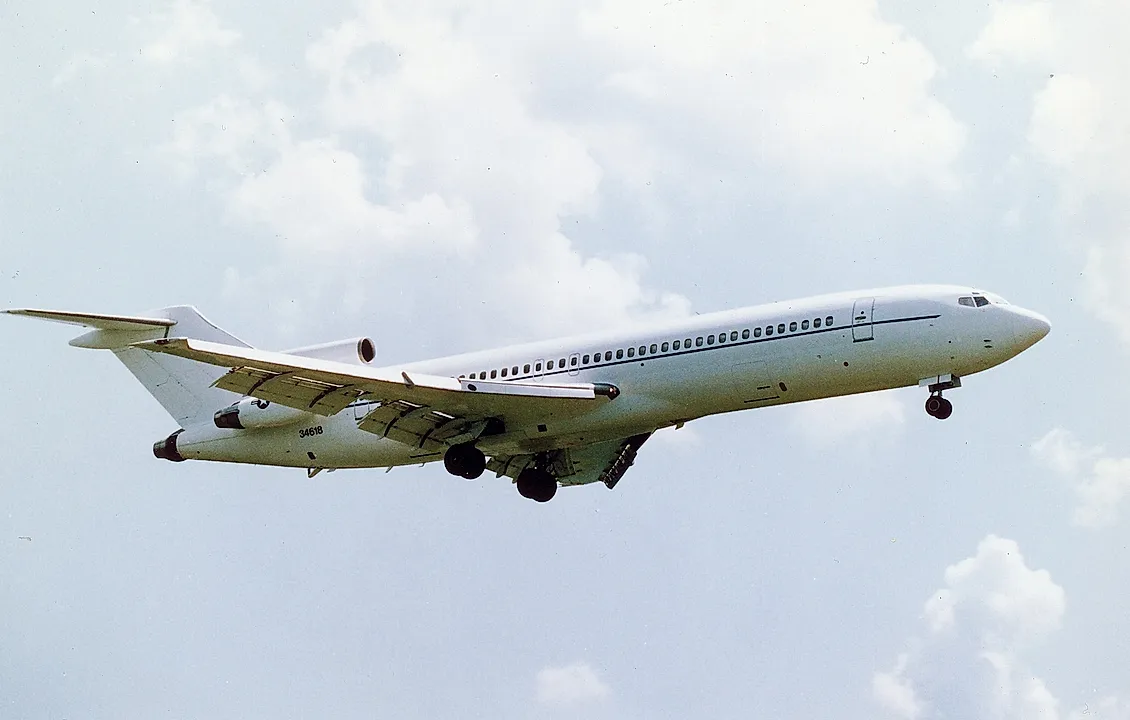 Boeing 727-22 aircraft profile