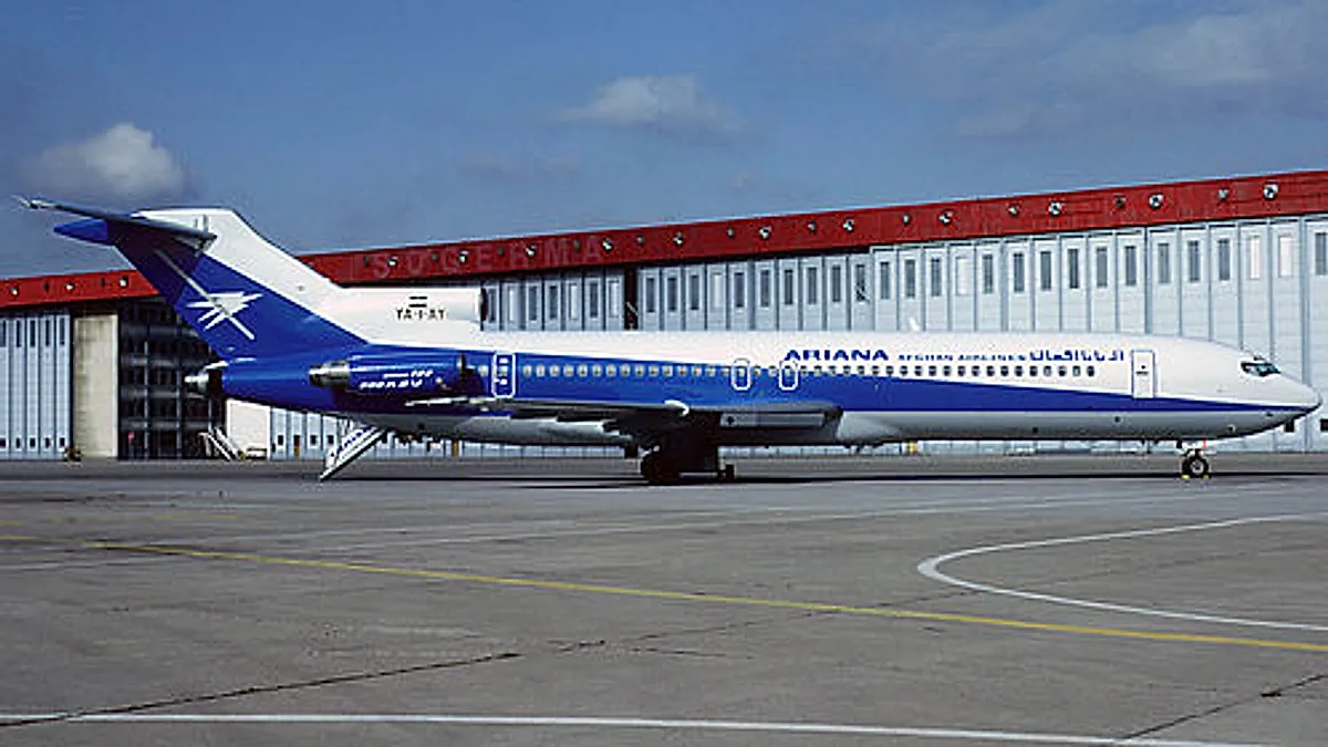Boeing 727-228 aircraft profile