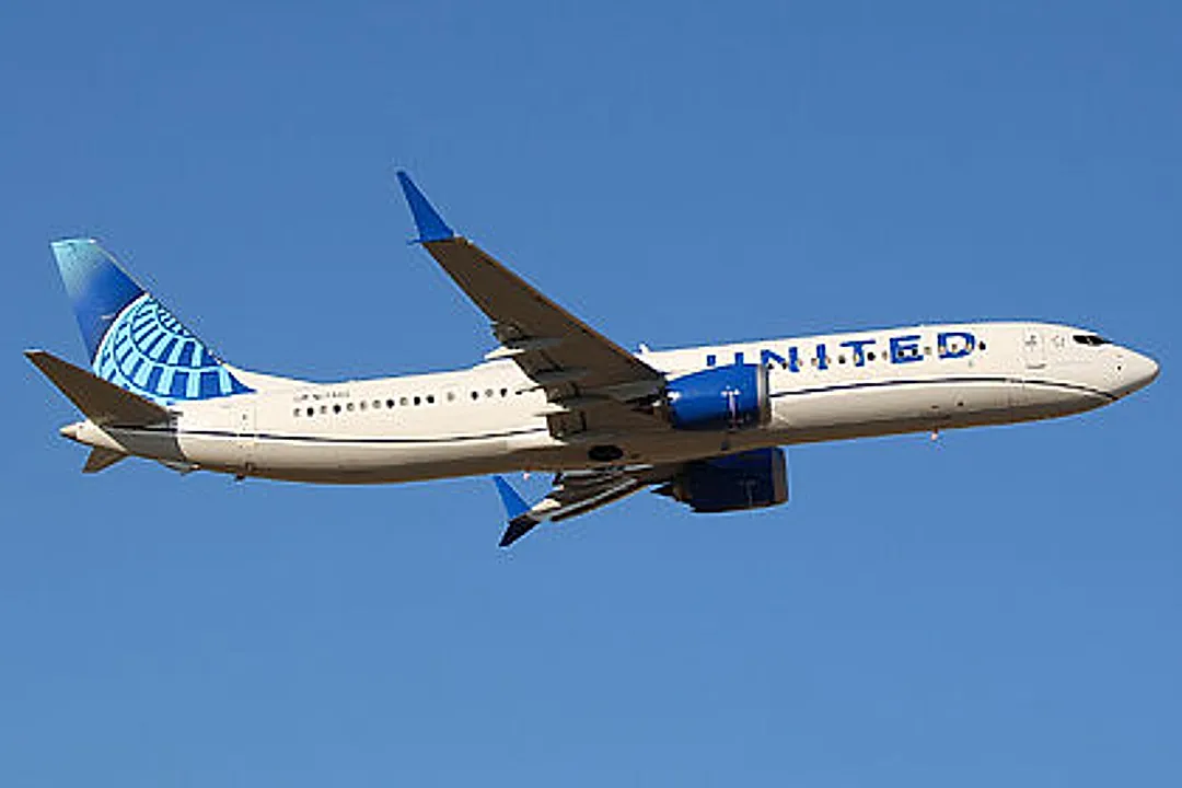 Boeing 727-243 aircraft profile