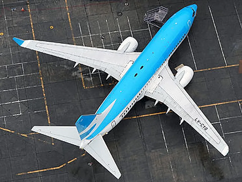 Boeing 737-7Q8 (WL) aircraft profile