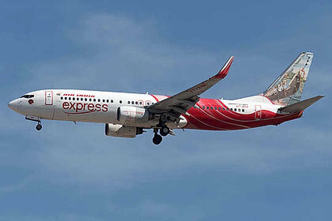 Boeing 737-8HG (WL) aircraft profile