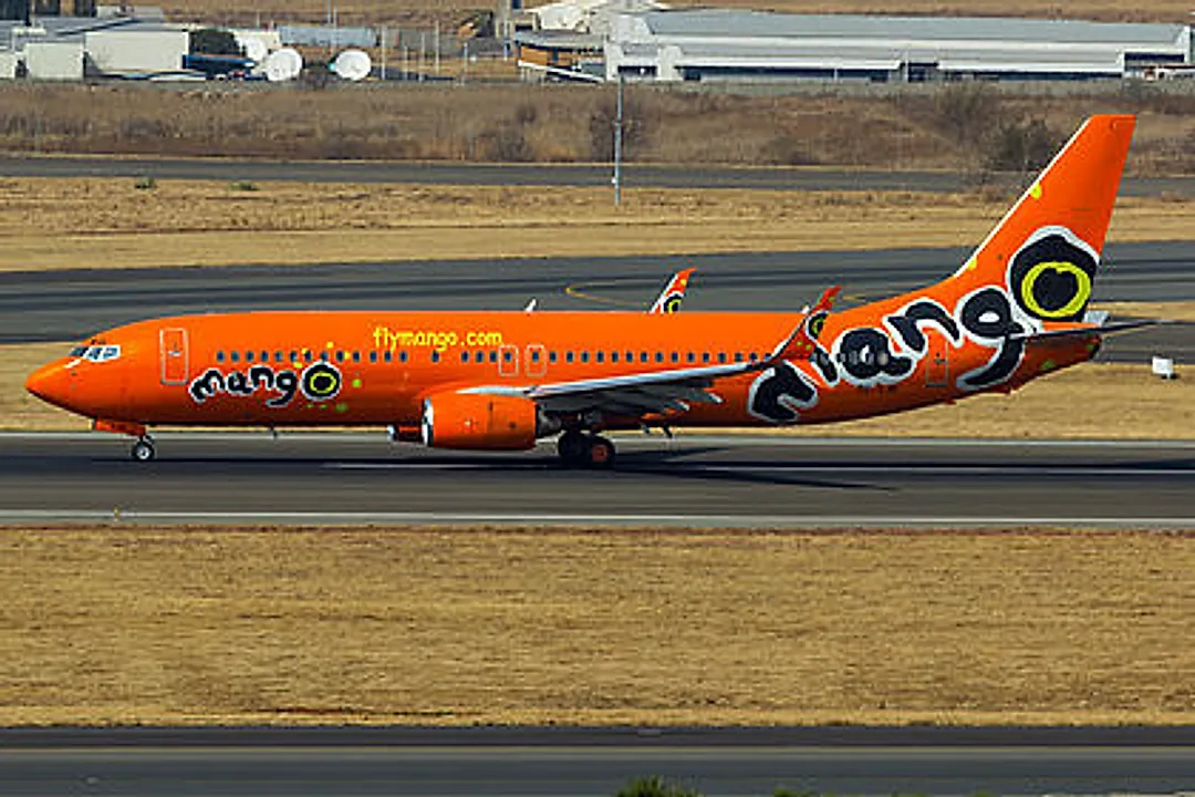 Boeing 737-8S3 (WL) aircraft profile