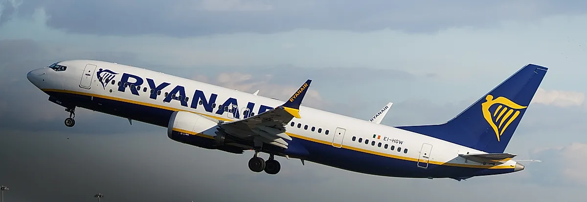 Boeing 737 MAX 8-200 aircraft profile