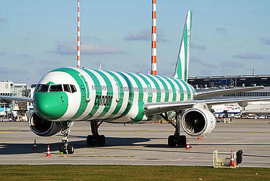 Boeing 757-330 (WL) aircraft profile