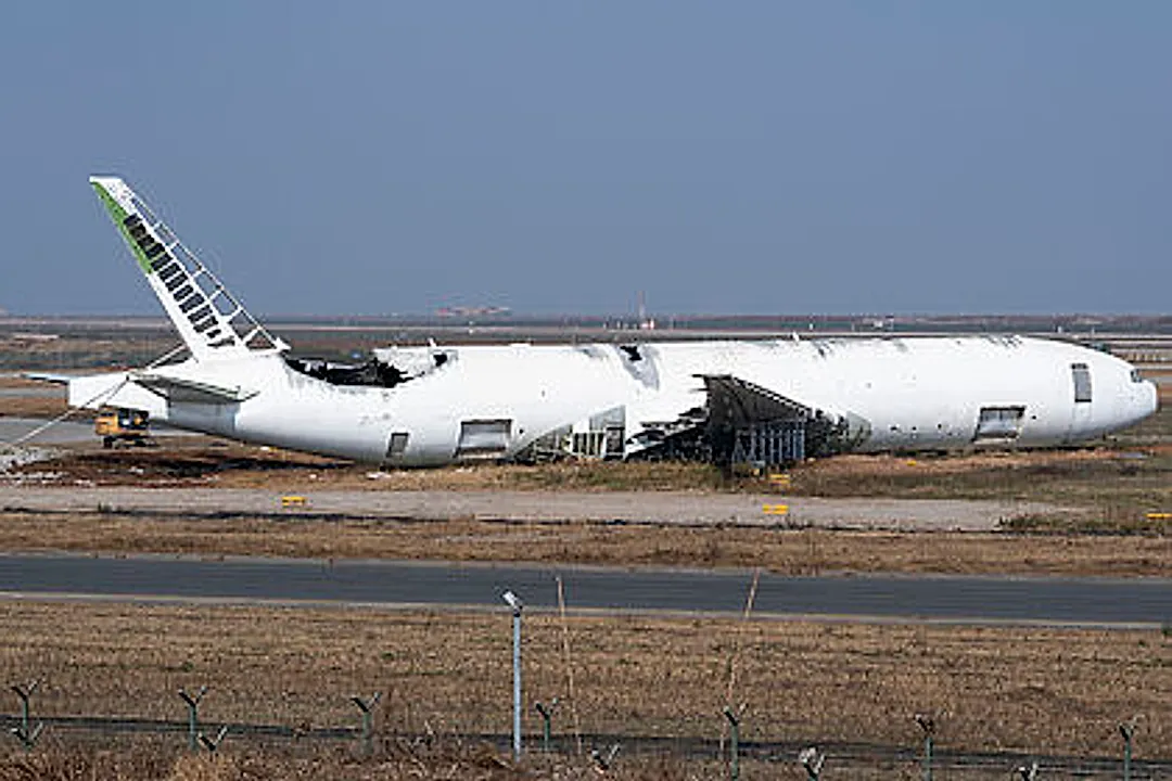Boeing 777-F60 aircraft profile
