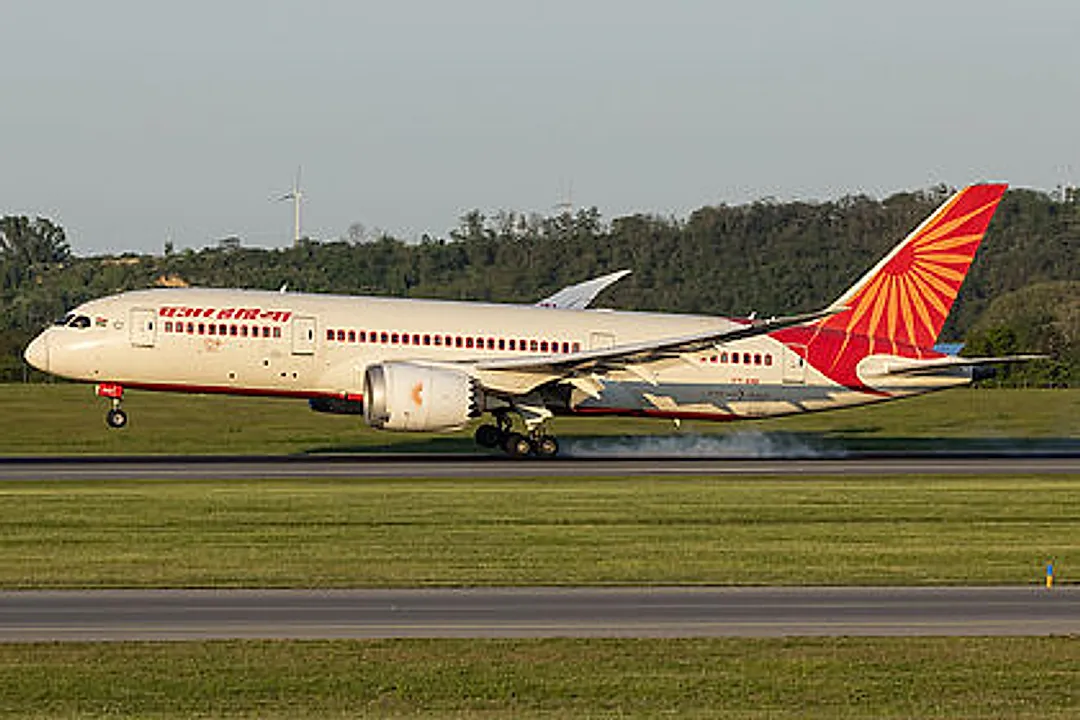 Boeing B787-8 aircraft profile