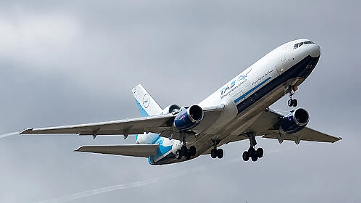 BOEING MD 10-30F aircraft profile