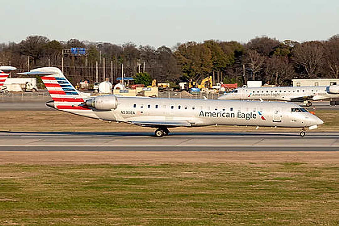 Bombardier CL-600-2C10 Regional Jet CRJ-702ER aircraft profile