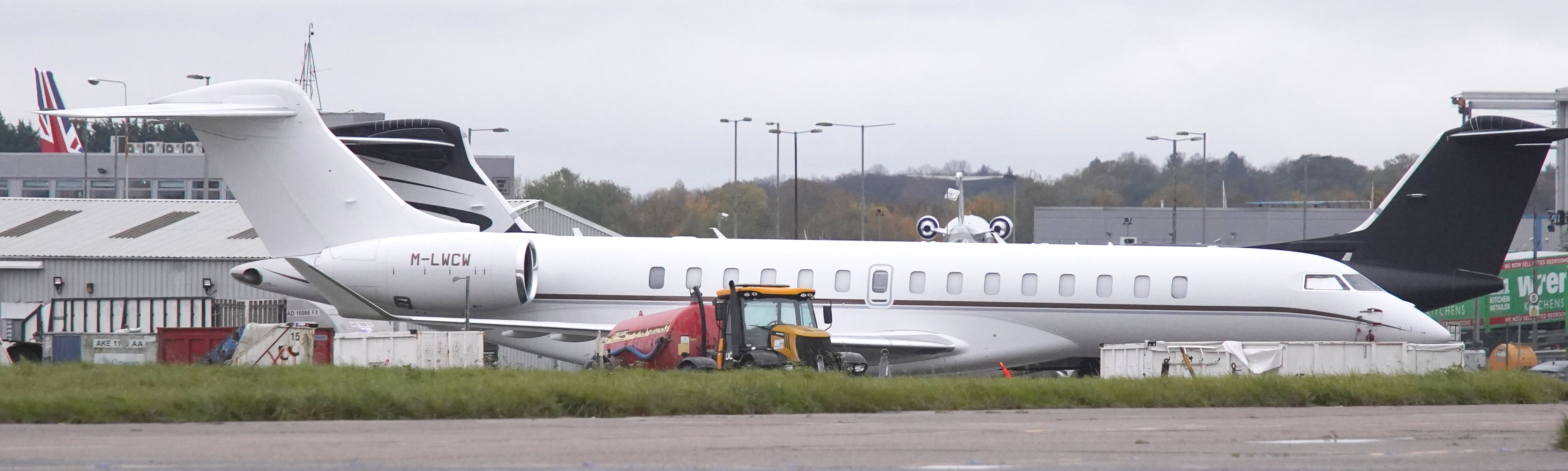 BOMBARDIER Global 7500 aircraft profile