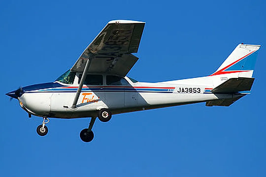Cessna 172M Ram aircraft profile