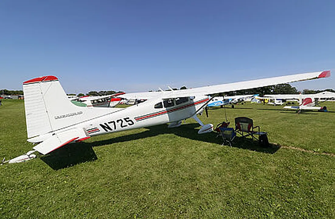 CESSNA 185C aircraft profile