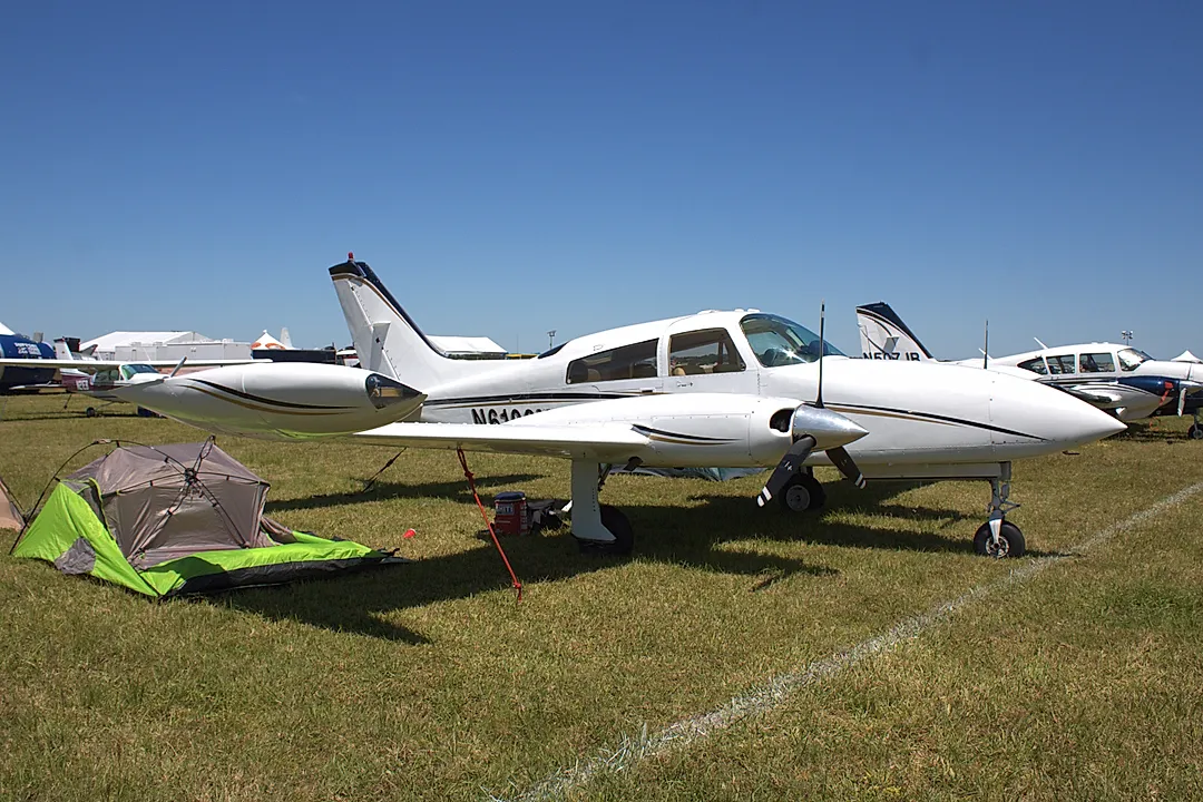 CESSNA 310 generated aircraft profile