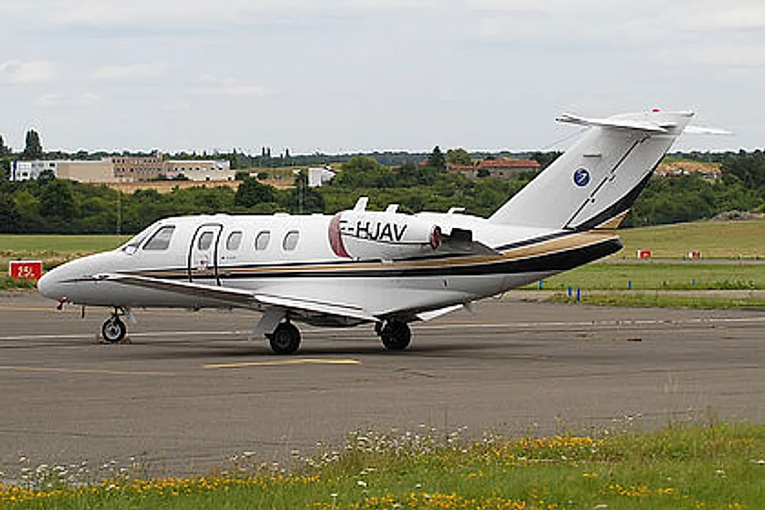 CESSNA 525 aircraft profile