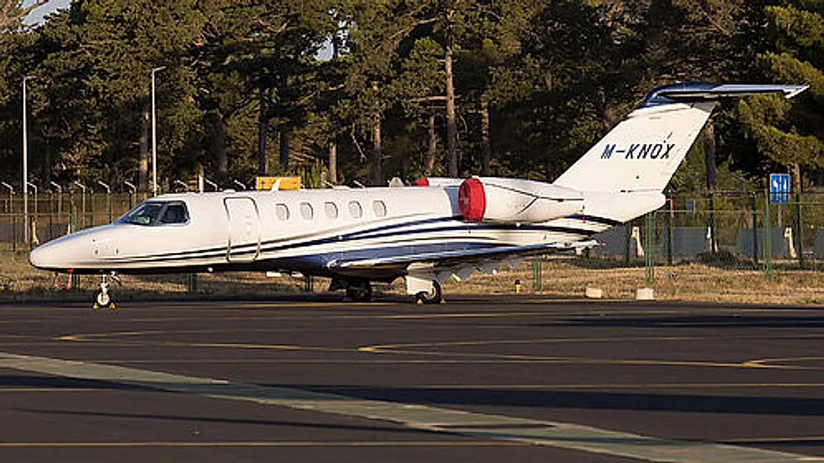 CESSNA 525C aircraft profile