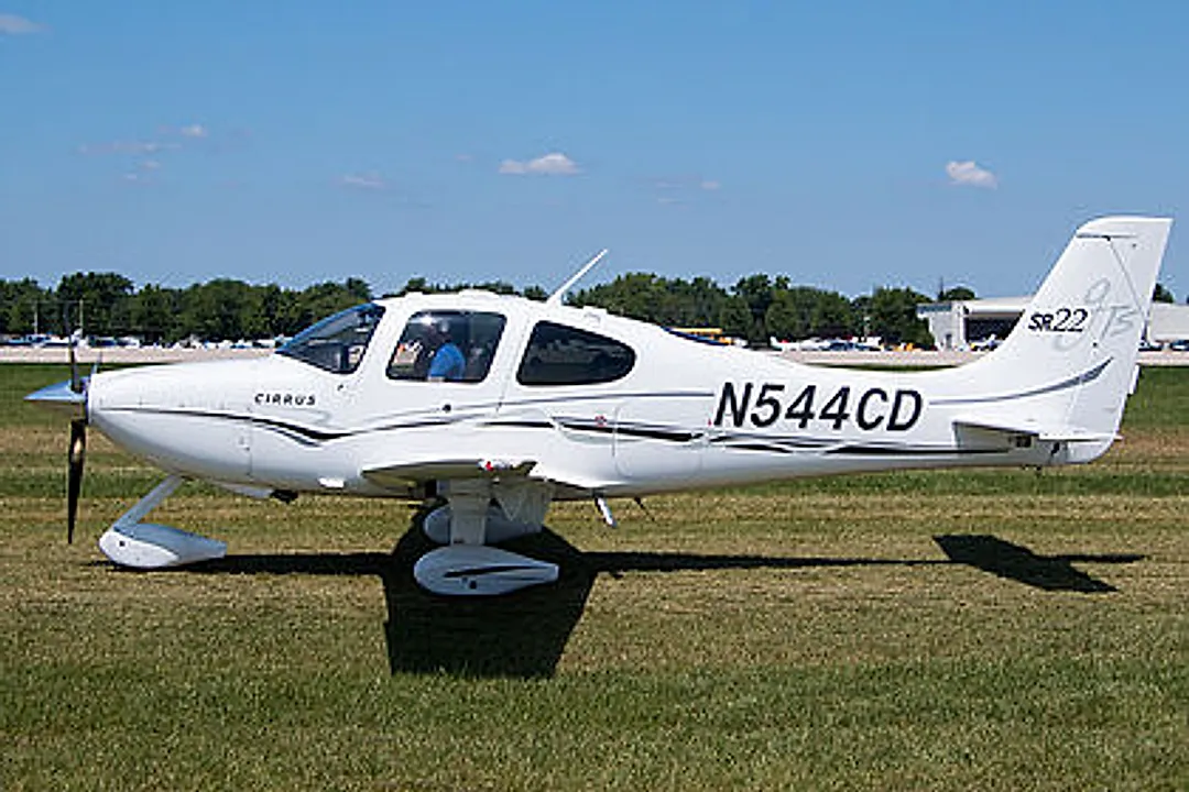 CIRRUS DESIGN CORP SR22 aircraft profile