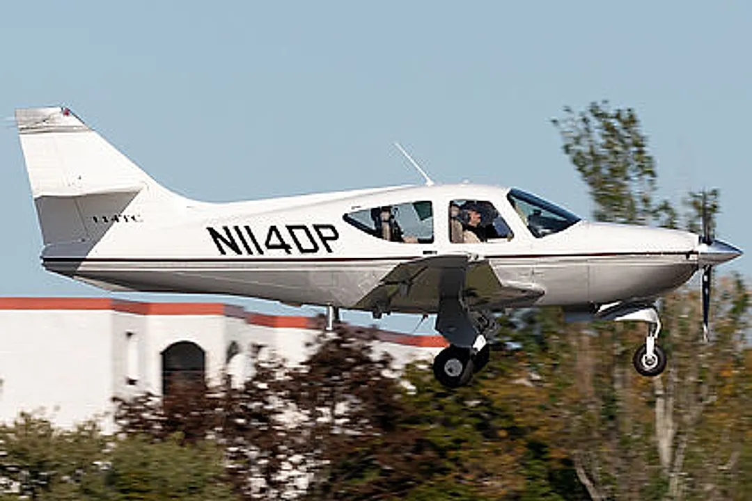 COMMANDER AIRCRAFT CO 114TC aircraft profile