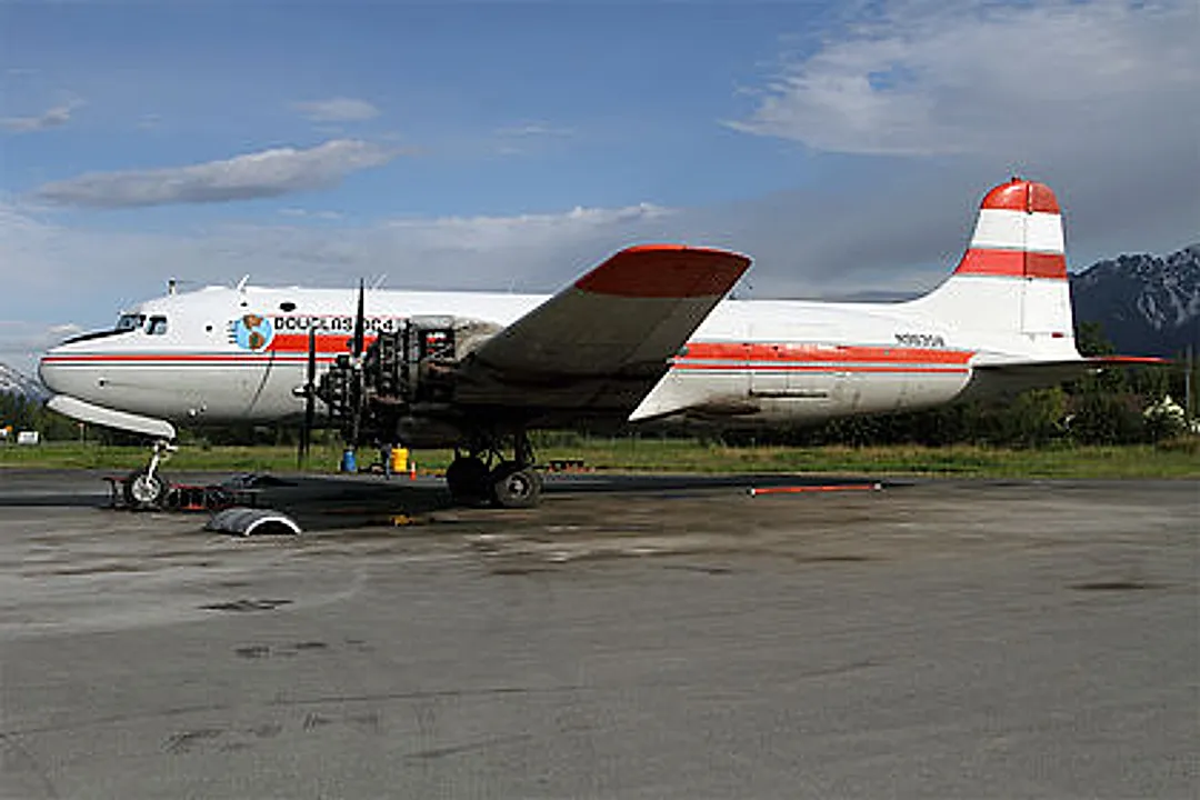 Douglas C-54E (DC-4) aircraft profile