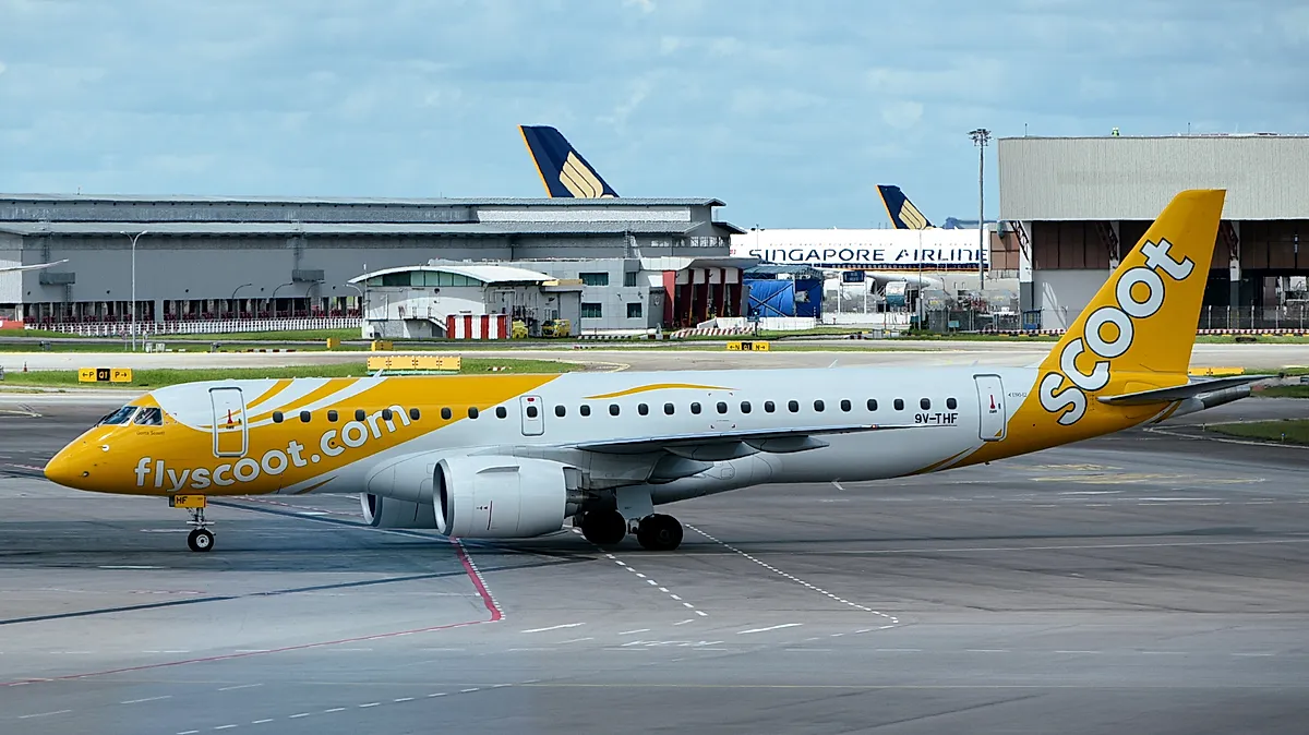Embraer 190 aircraft aircraft profile