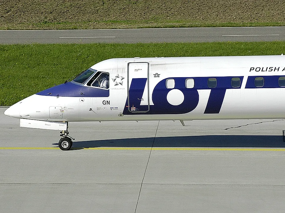 Embraer EMB-145MP (ERJ-145MP) aircraft profile