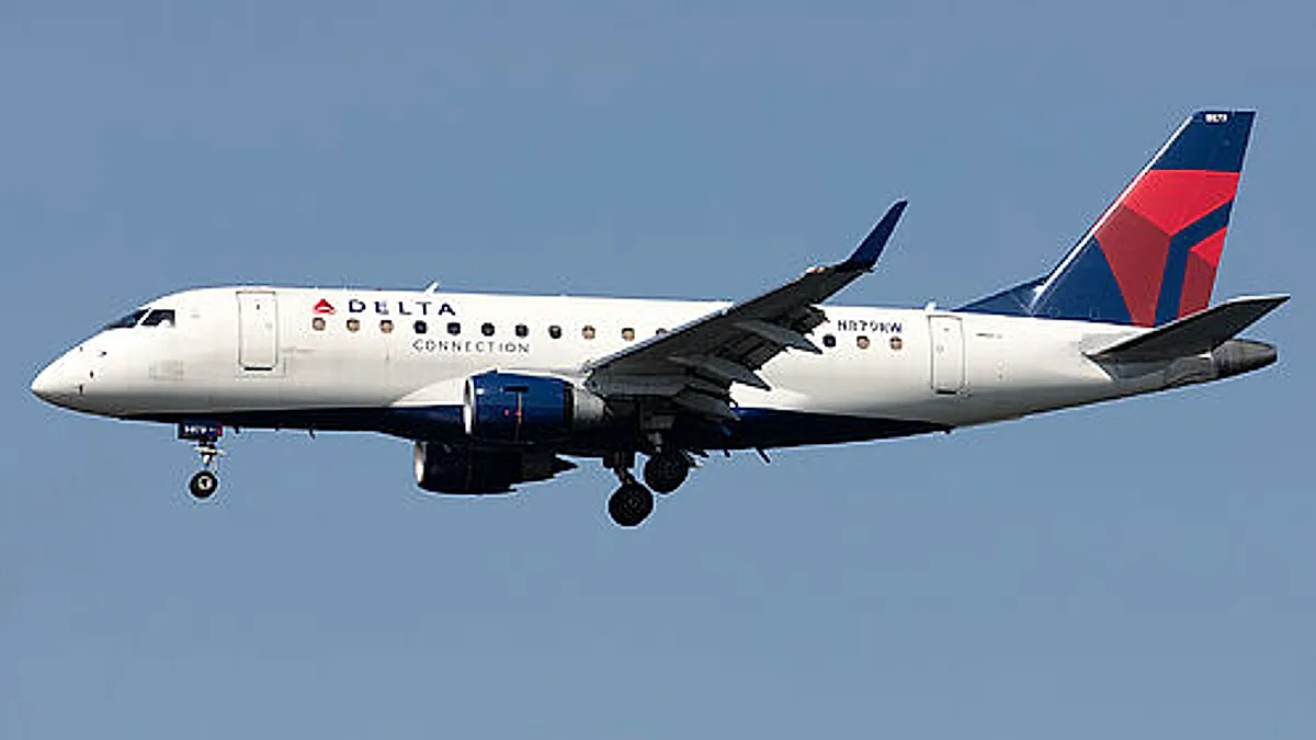 EMBRAER ERJ 170-100 LR aircraft profile
