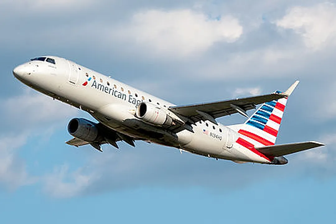 EMBRAER ERJ 170-200 LR aircraft profile