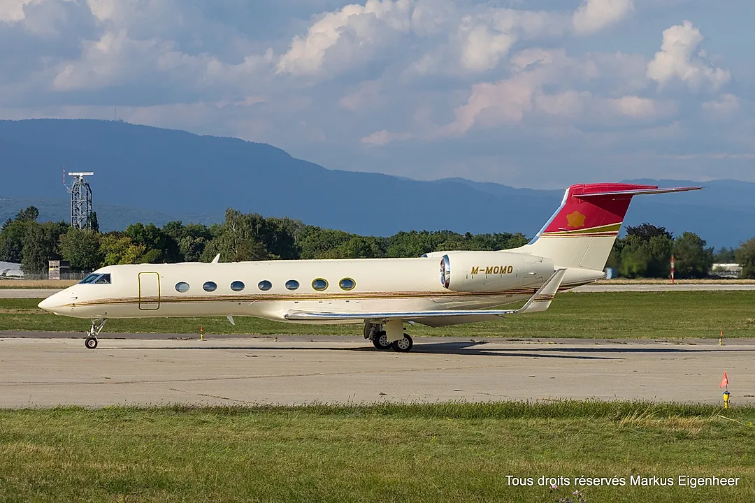 Gulfstream V aircraft profile