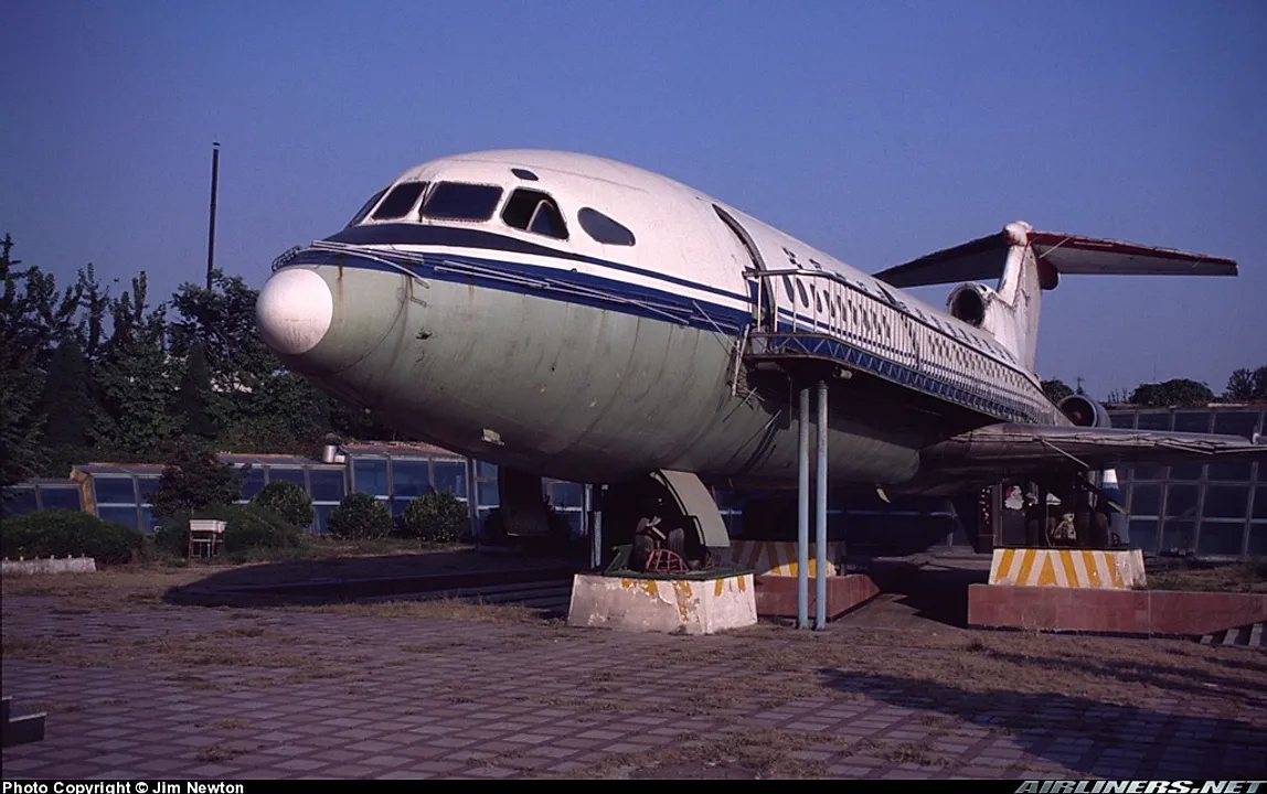 Hawker Siddeley HS-121 Trident 2E aircraft profile