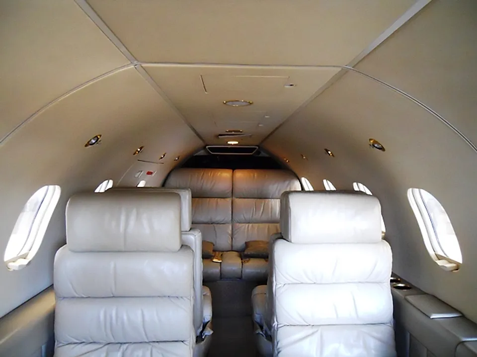 Gates Learjet 25B generated aircraft profile