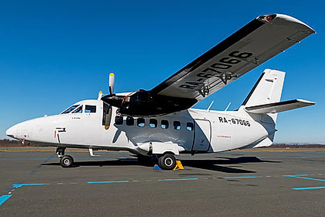 Let L-410MA aircraft profile