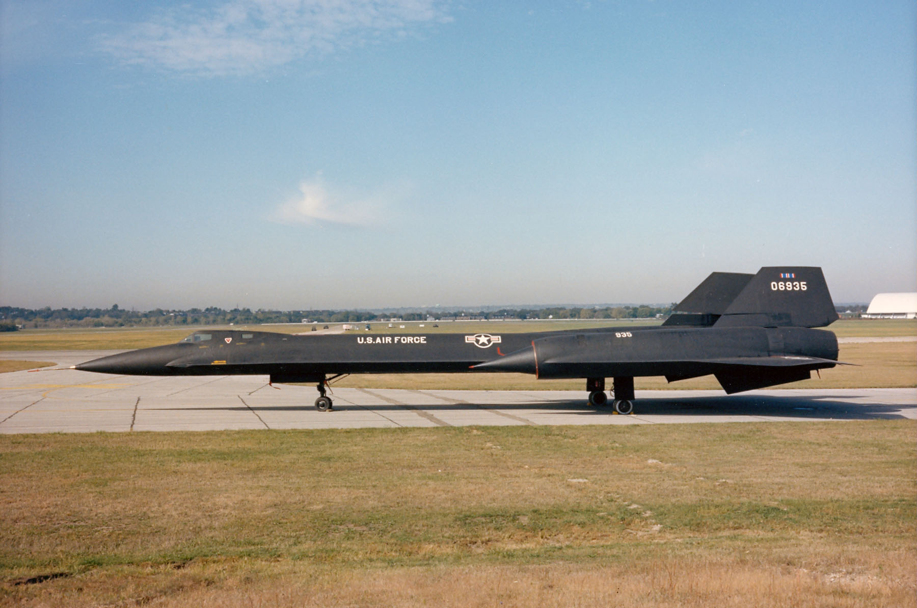LOCKHEED 12 aircraft profile