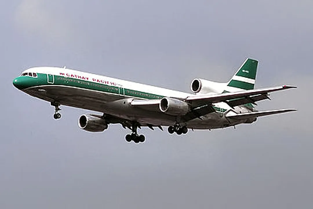 Lockheed L-1011-385-1 aircraft profile