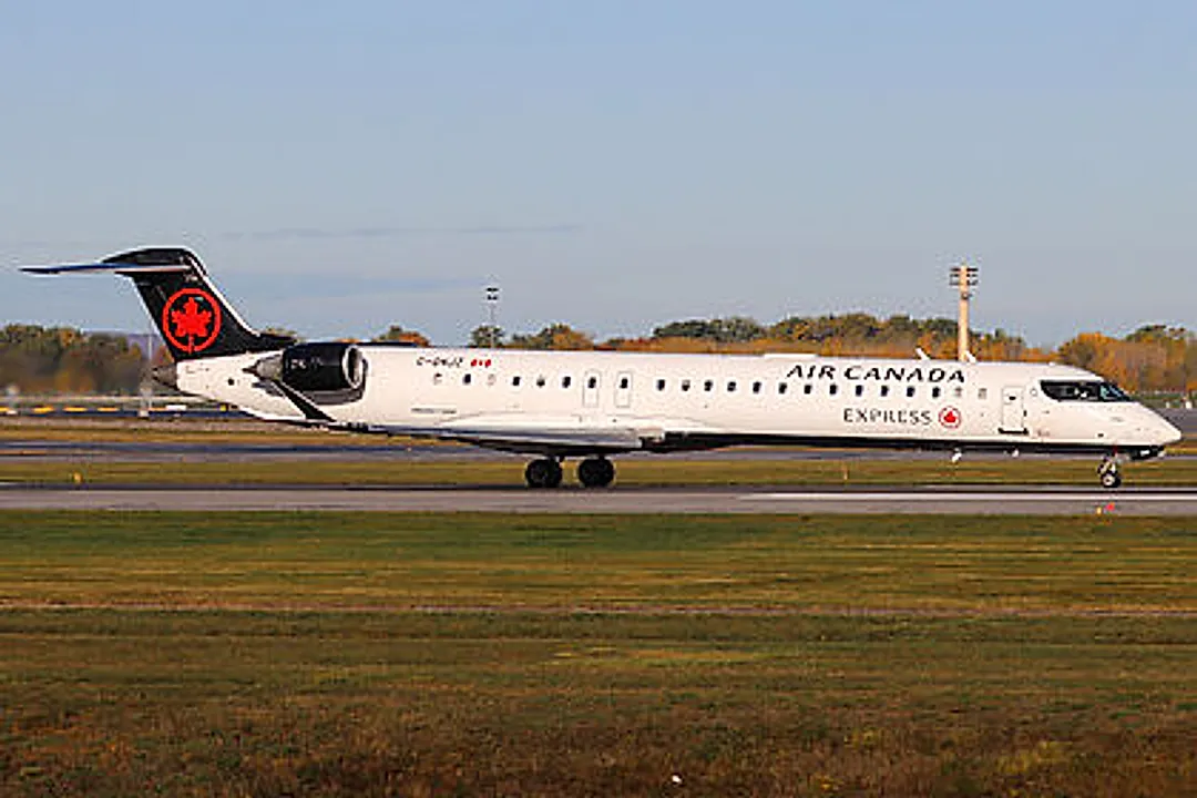 MITSUBISHI CL-600 aircraft profile