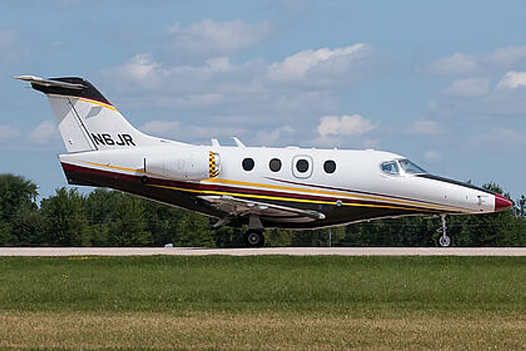 Raytheon 390 Premier IA aircraft profile
