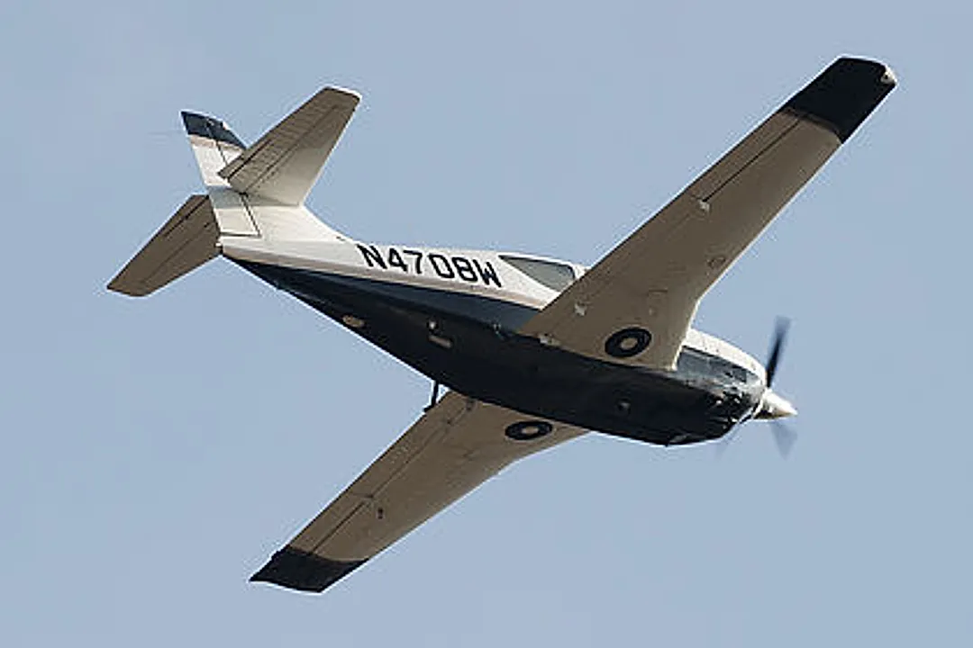 ROCKWELL INTERNATIONAL 112TCA aircraft profile