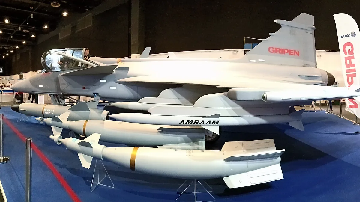 SAAB JAS 39 Gripen aircraft profile