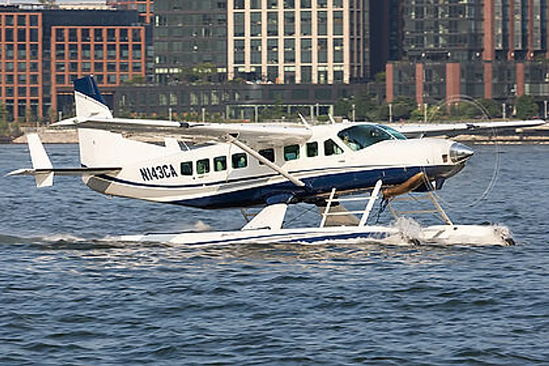 TEXTRON AVIATION INC 208B aircraft profile