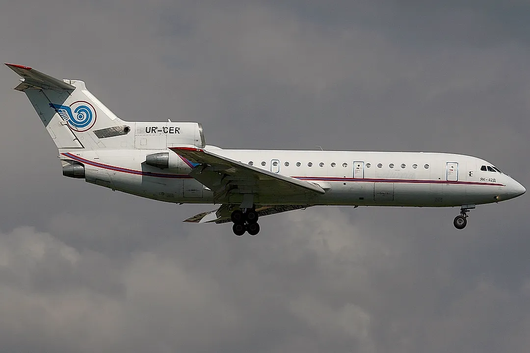 Yakovlev Yak-42D aircraft profile